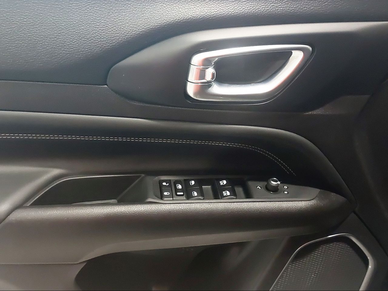 Jeep Compass 1.6 Mjet 96kW (130CV) Limited FWD - Foto 2