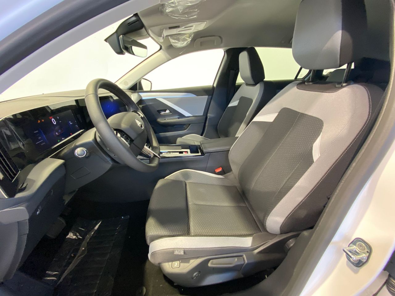 Opel Astra ST EDITION 1.2T XHT HYBRID eDCT6 145 CV - Foto 2