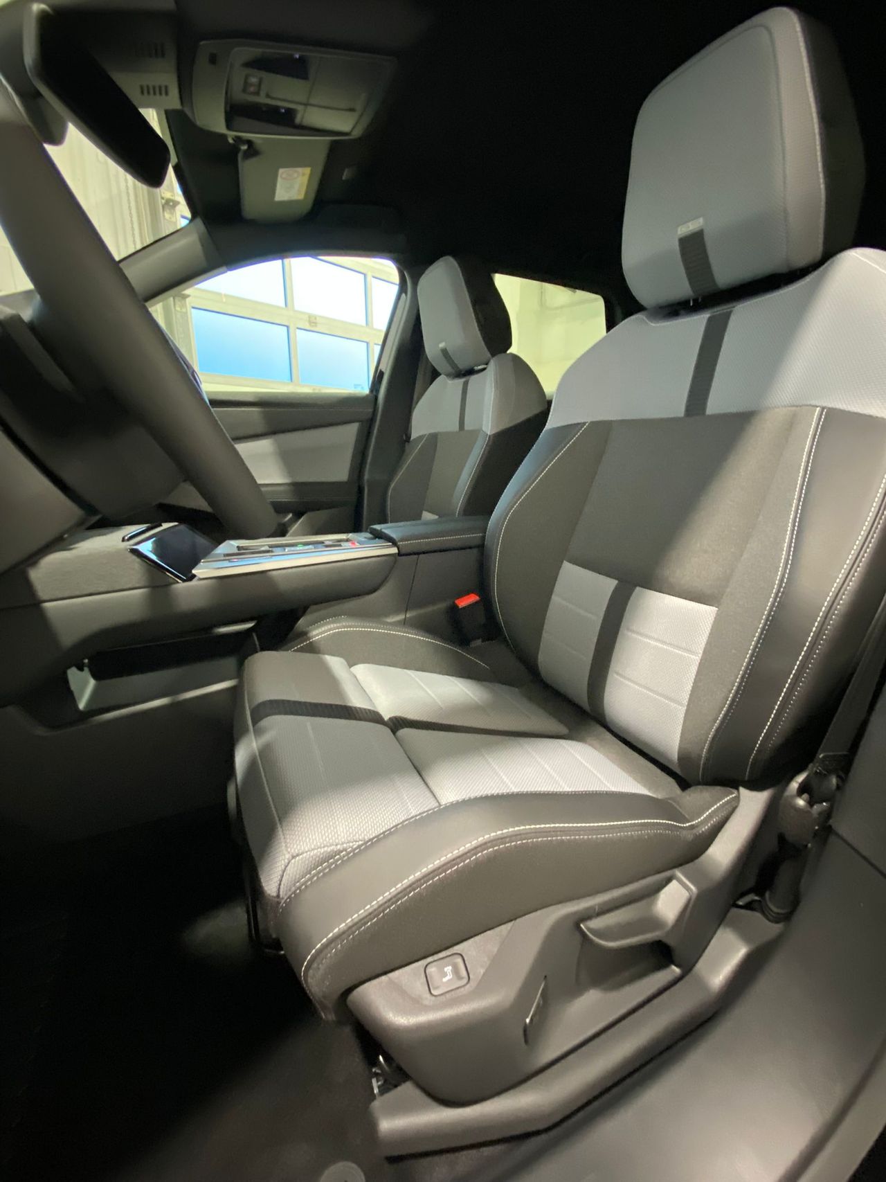 Opel Grandland GS 1.2T XHT Hybrid eDCT6 S/S 145 CV - Foto 2