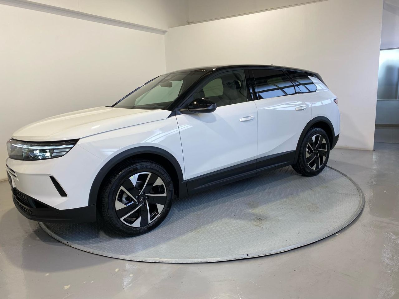 Opel Grandland GS 1.2T XHT Hybrid eDCT6 S/S - Foto 2