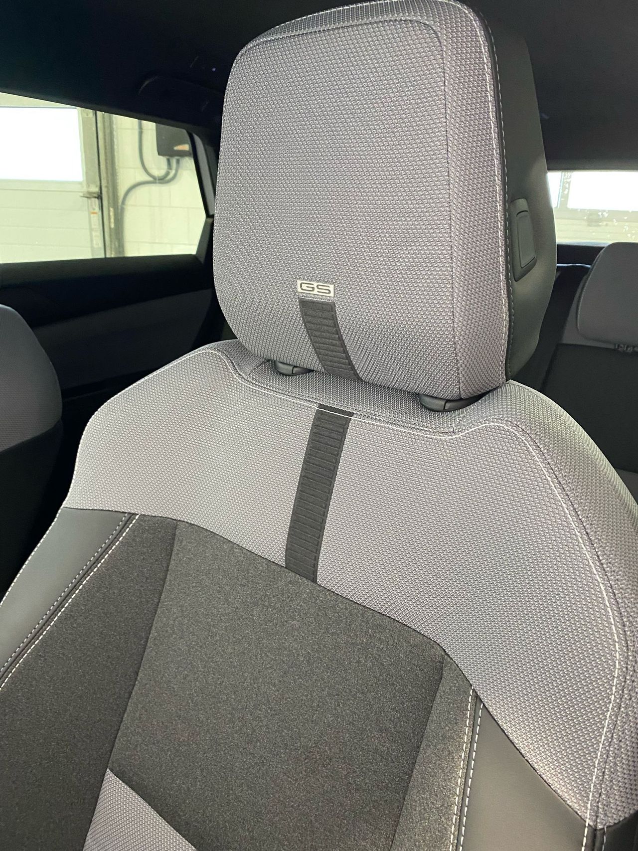 Opel Grandland GS 1.2T XHT Hybrid eDCT6 S/S - Foto 2