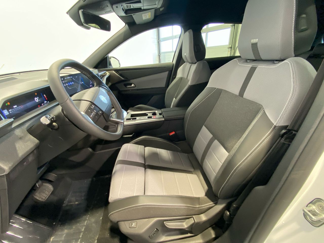 Opel Grandland GS 1.2T XHT Hybrid eDCT6 S/S - Foto 2