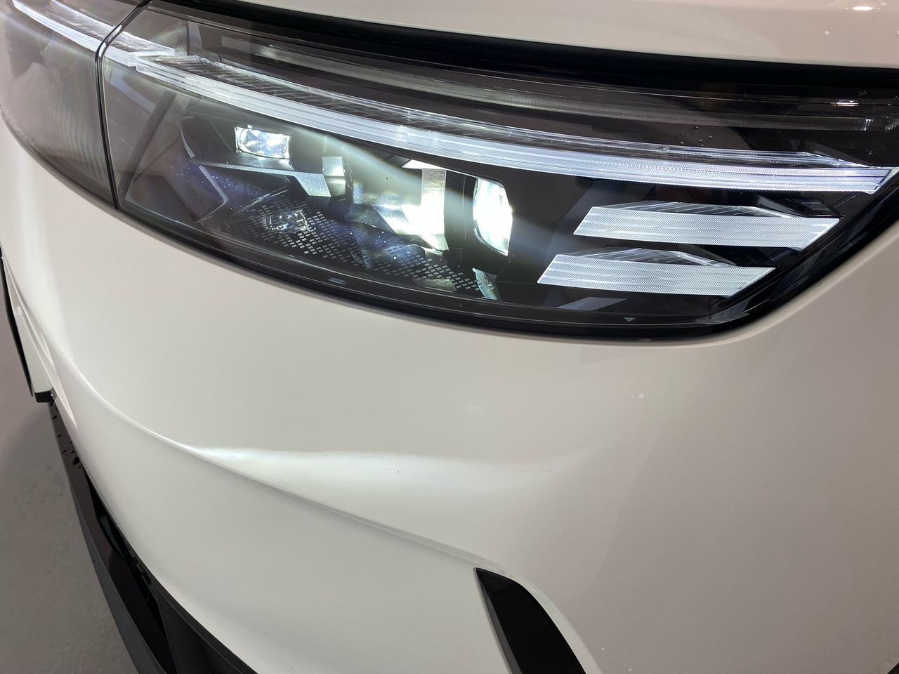 Opel Grandland GS 1.2T XHT Hybrid eDCT6 S/S - Foto 2