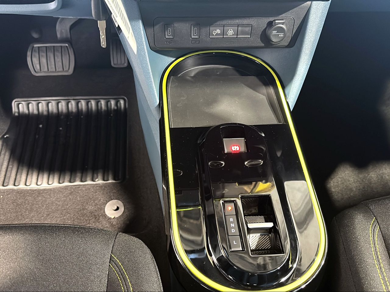 Fiat Grande Panda ICON MHEV 81kW (110cv) - Foto 2