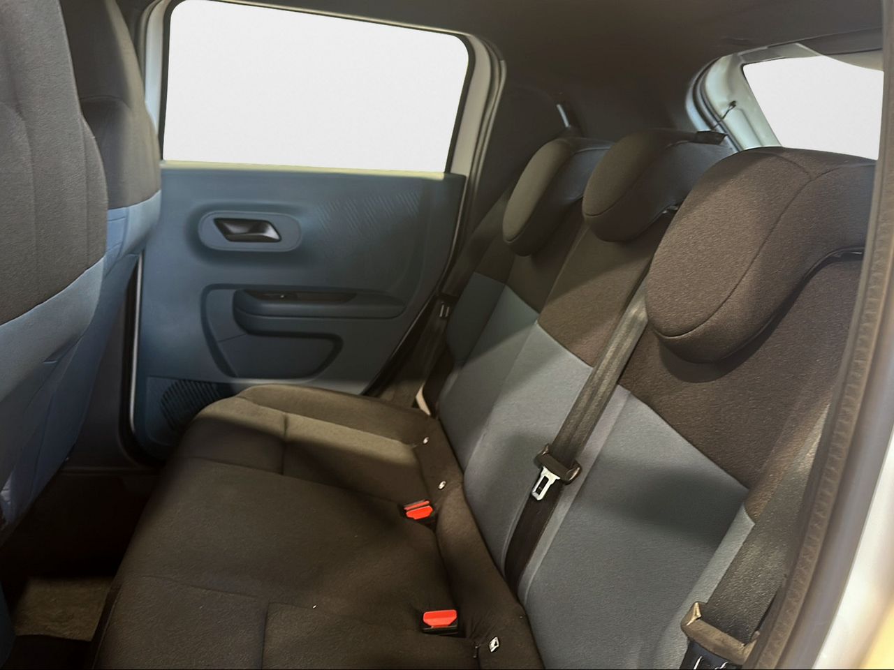 Fiat Grande Panda ICON MHEV 81kW (110cv) - Foto 2