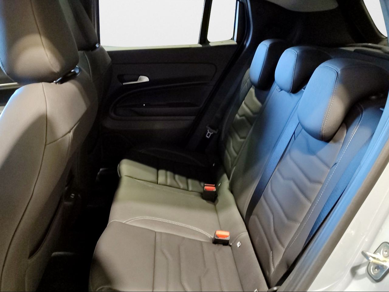 Jeep Avenger 1.2 G 74kW (100CV) Summit - Foto 2