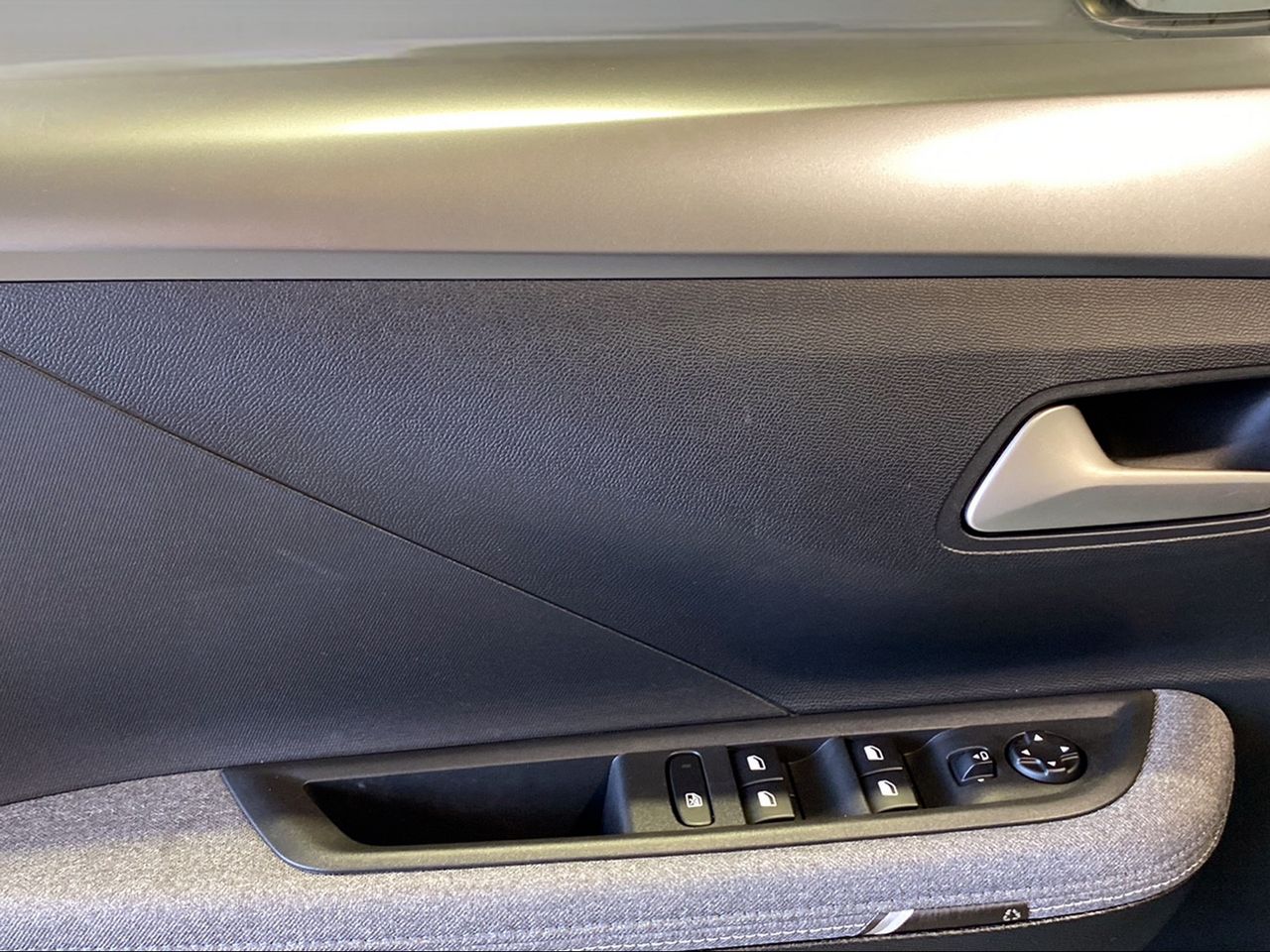 Opel Frontera 1.2T XHT Hybrid eDCT6 81kW GS - Foto 2