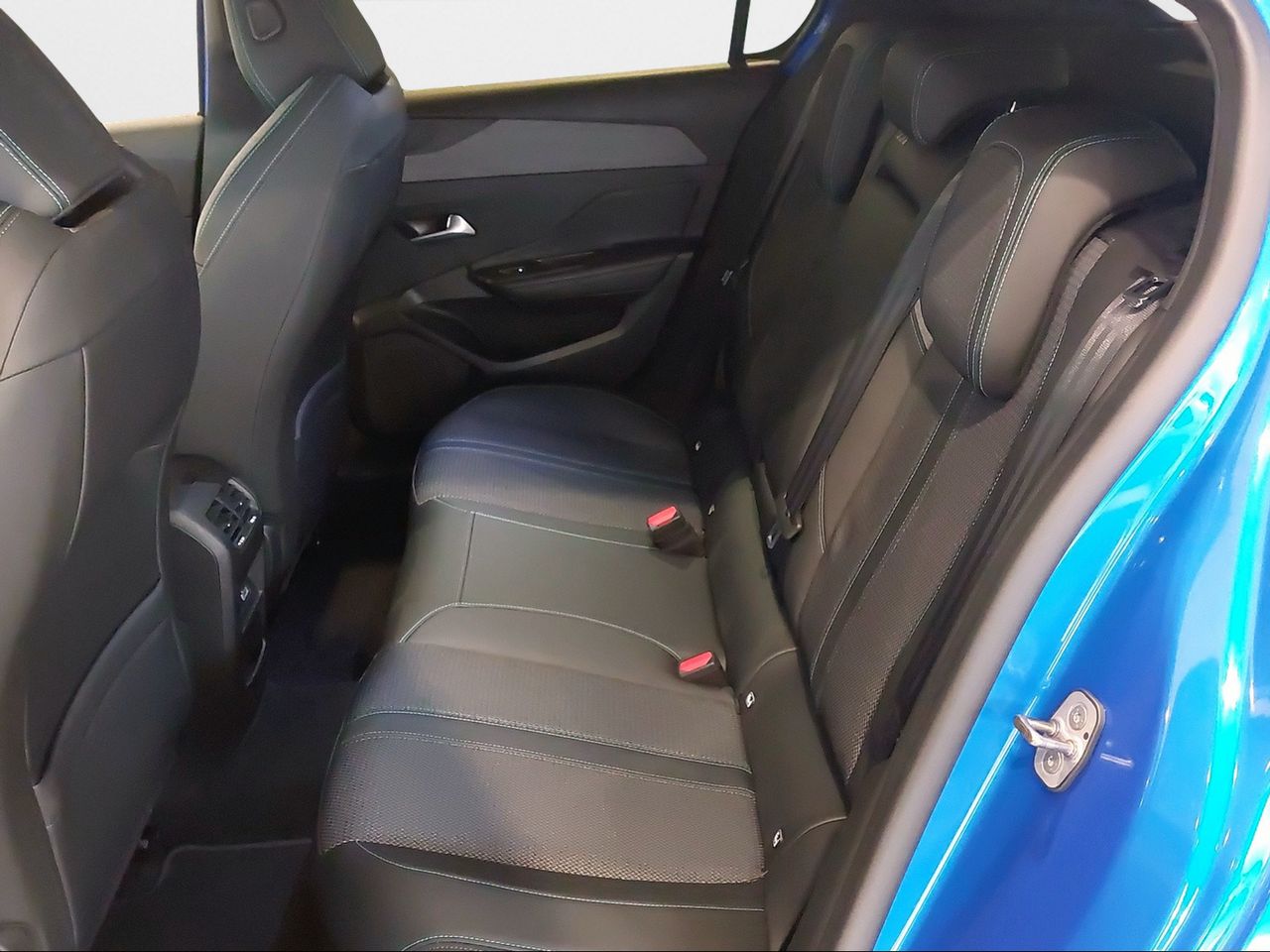 Peugeot 308 5P Allure Puretech 130 S&S MAN - Foto 2