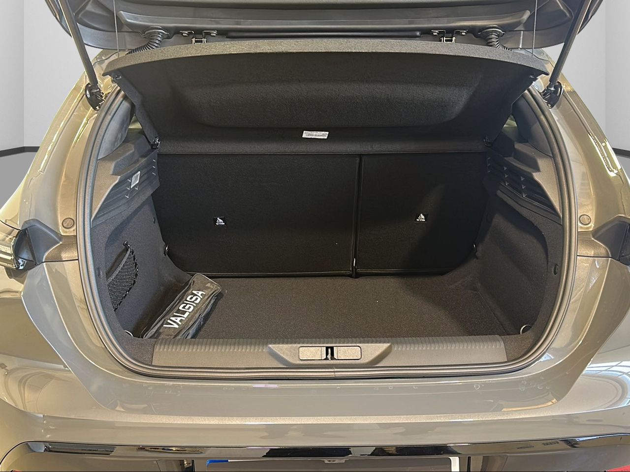 Peugeot 308 5P Allure Hybrid MHEV 145 e-DCS6 - Foto 2