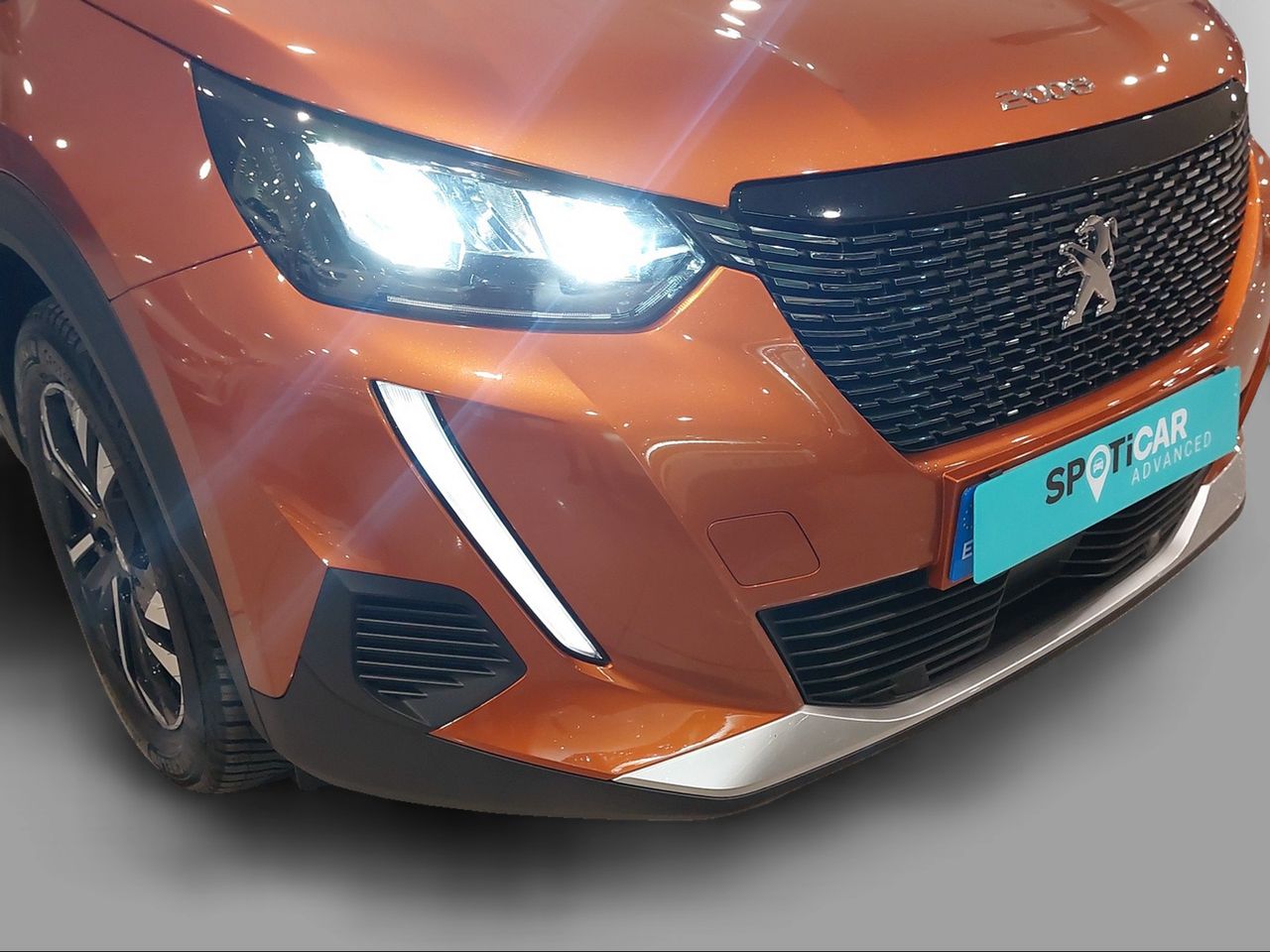 Peugeot 2008 Allure Puretech 130 S&S EAT8 - Foto 2