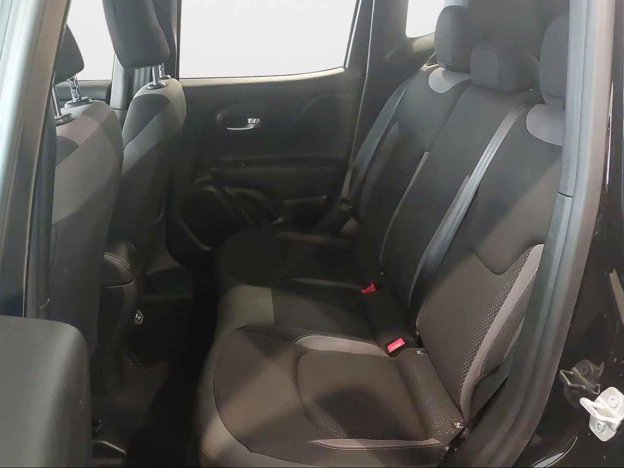 Jeep Renegade eHybrid 1.5 96kW(130CV) Limited ATX - Foto 2