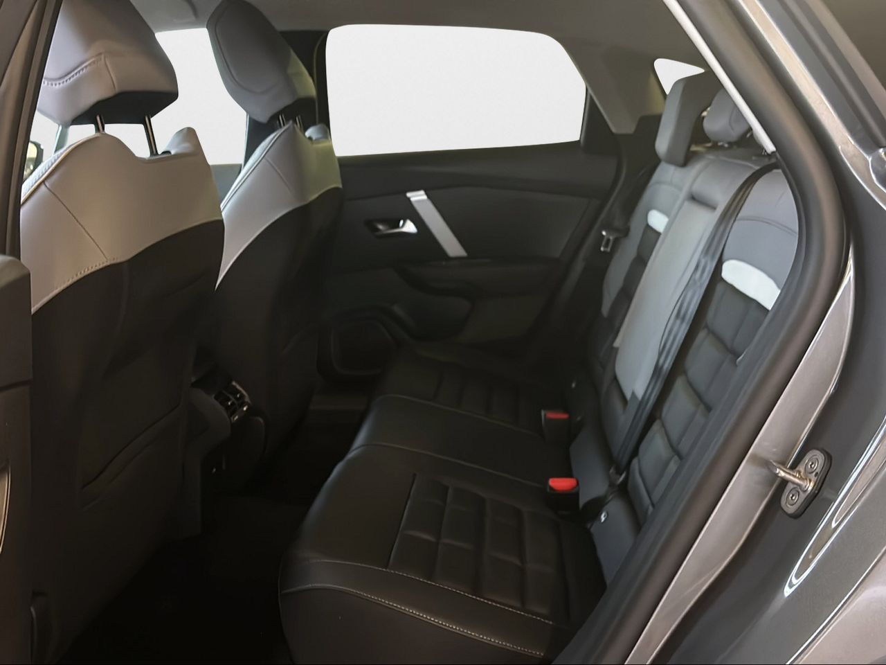 Citroën C4 Hybrid 145 ë-DCS6 Max - Foto 2