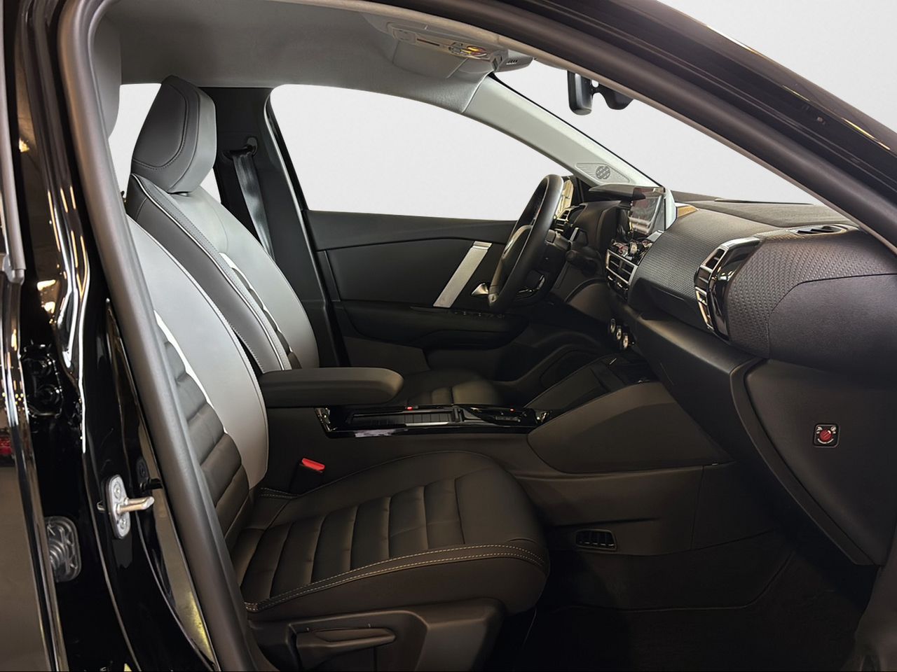 Citroën C4 Hybrid 145 ë-DCS6 Max - Foto 2