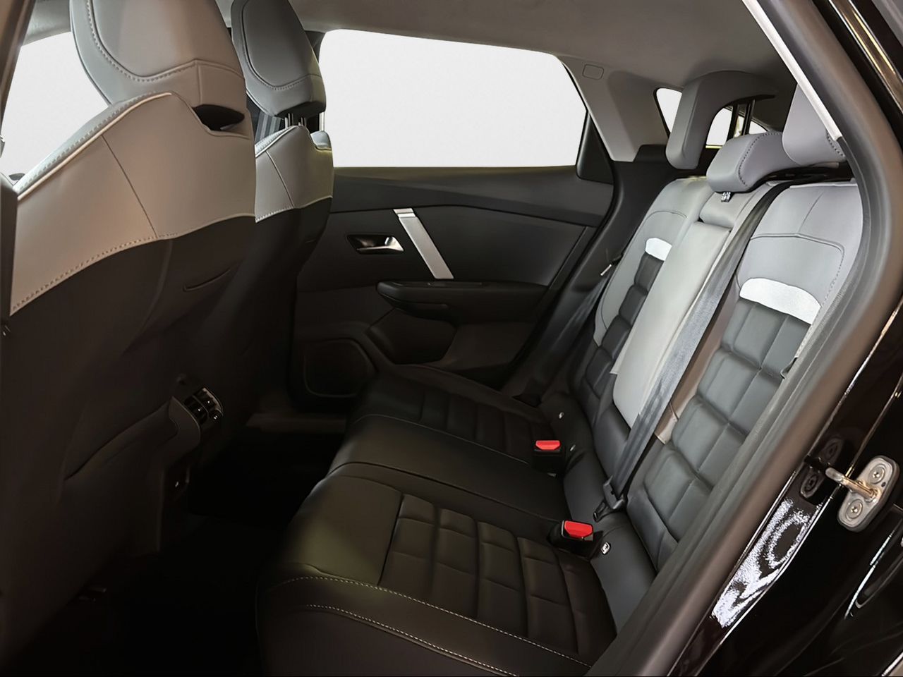 Citroën C4 Hybrid 145 ë-DCS6 Max - Foto 2