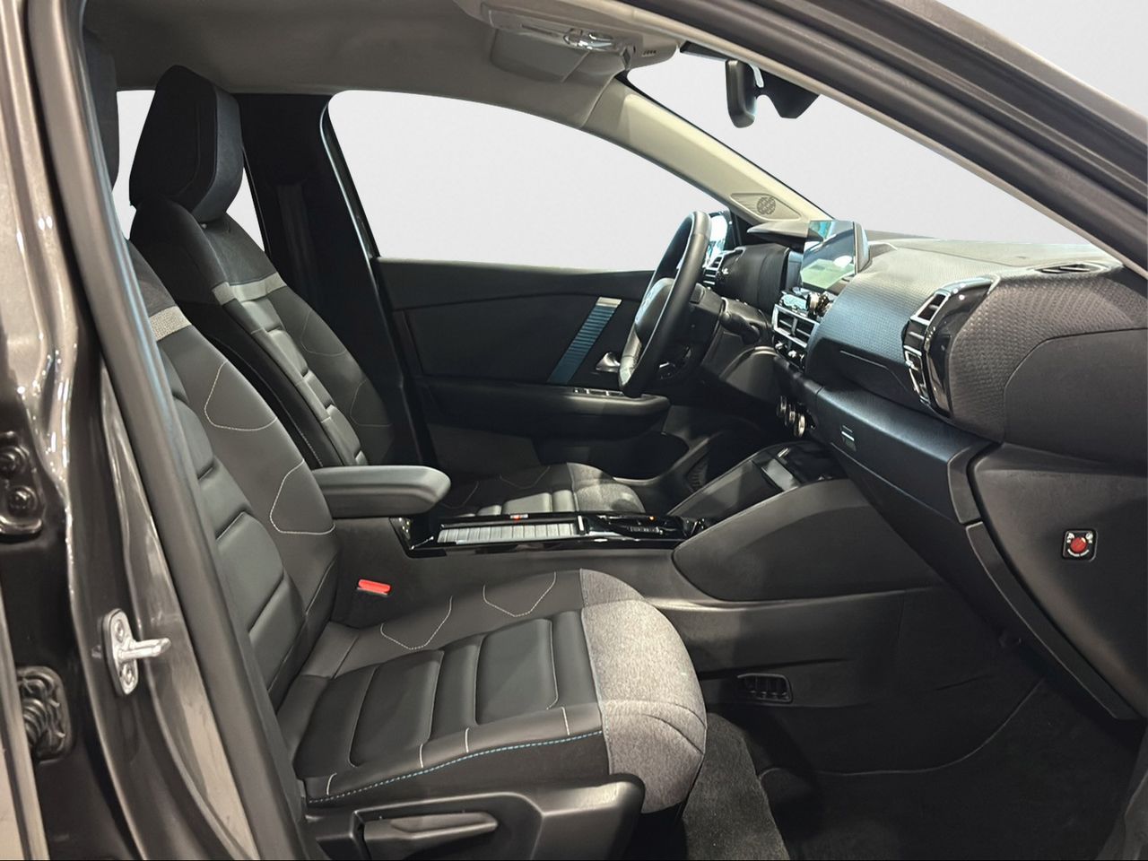 Citroën ë-C4 ë-C4 eléctrico 100kW 50kWh Shine - Foto 2