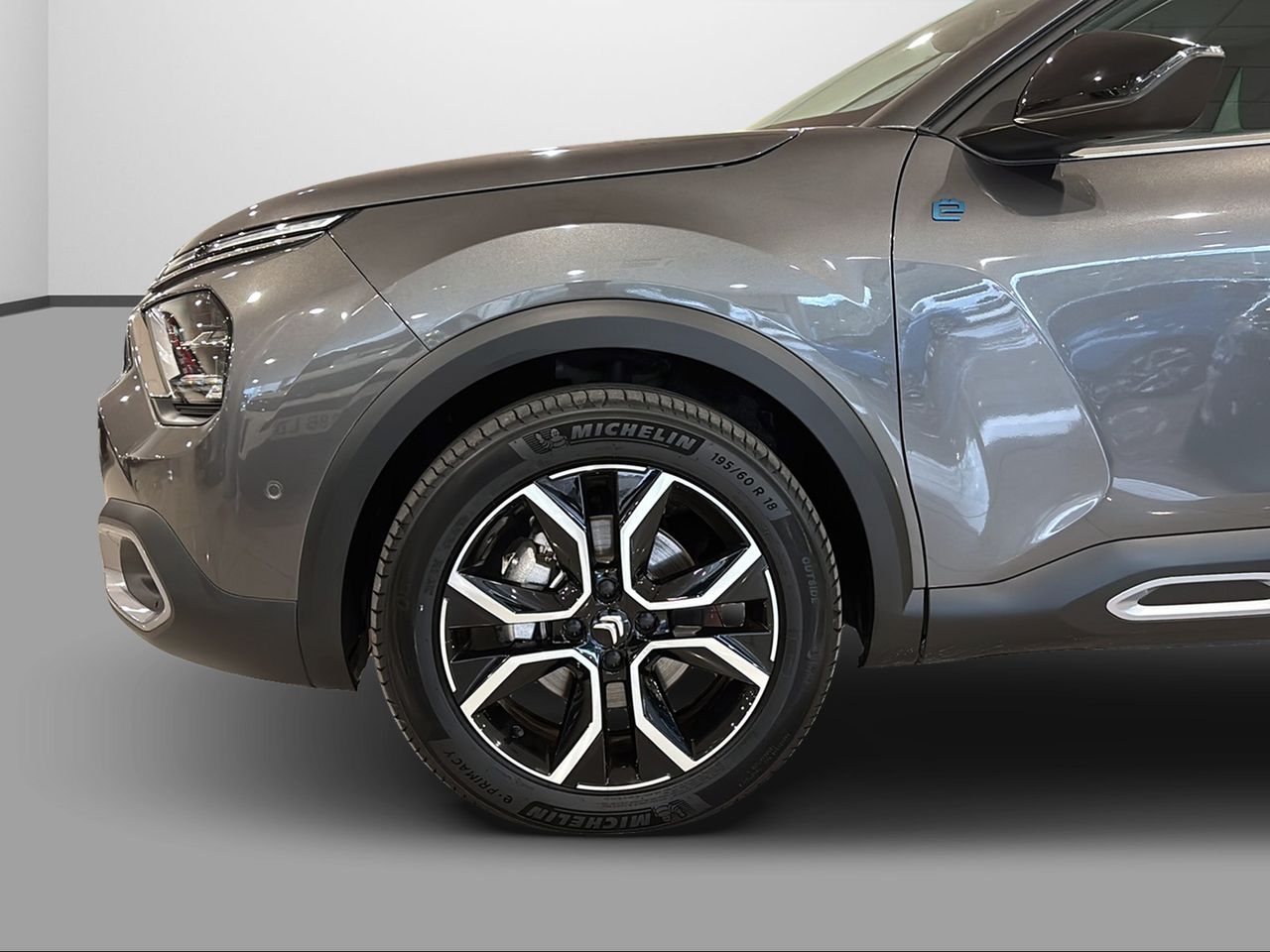 Citroën ë-C4 ë-C4 eléctrico 100kW 50kWh Shine - Foto 2