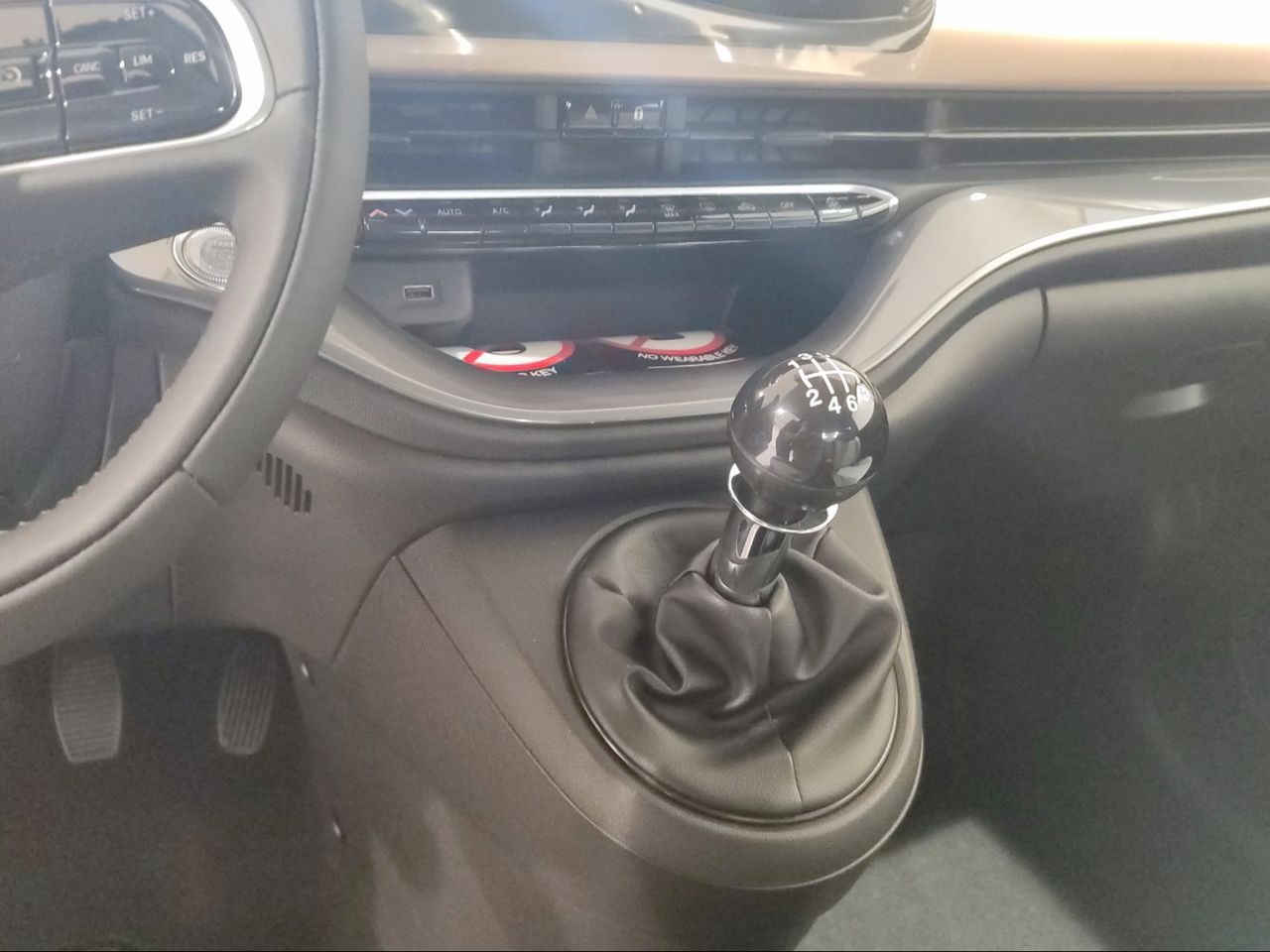 Fiat 500 TORINO 1.0 Hybrid 48kW (65cv) - Foto 2