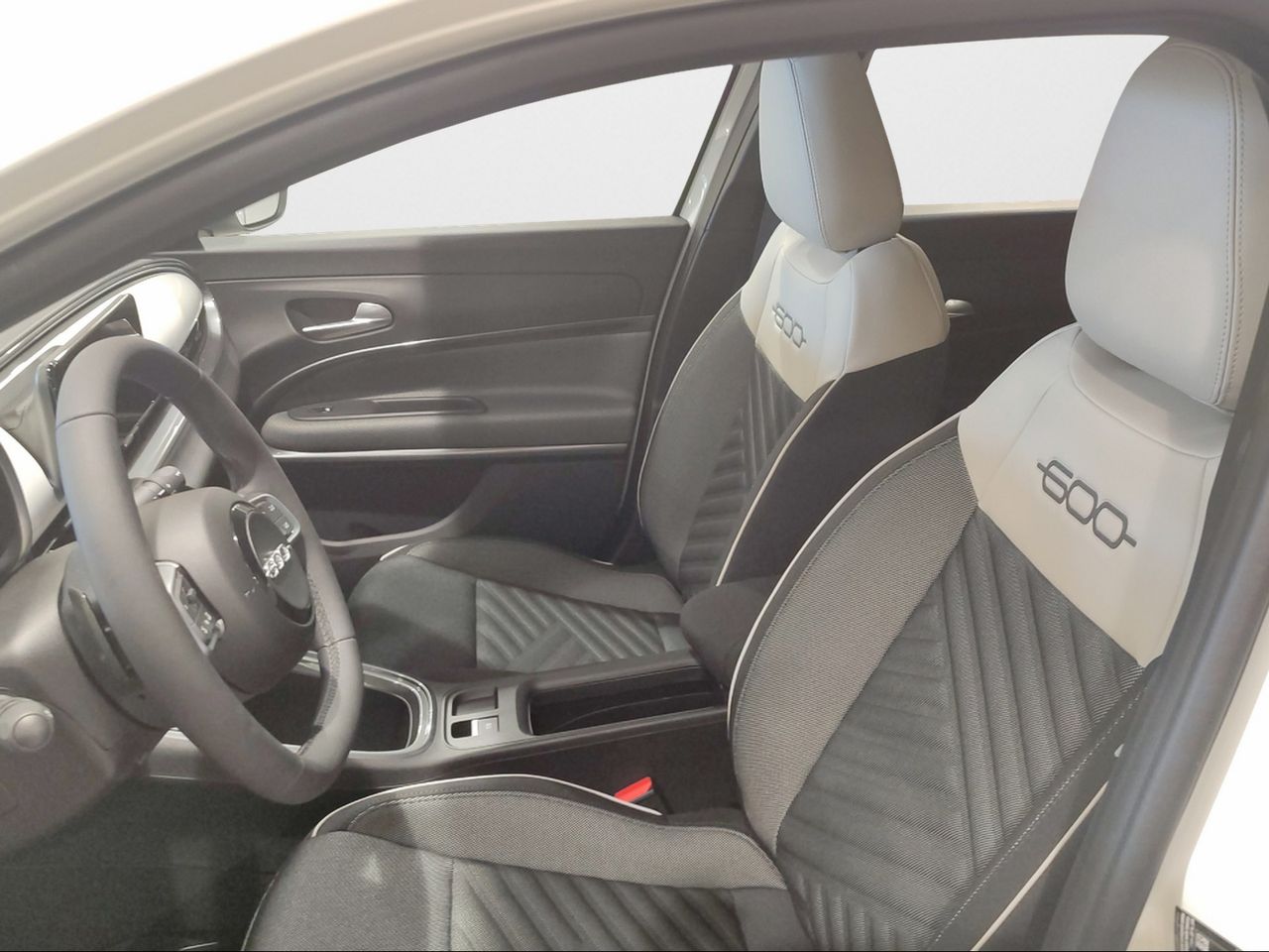 Fiat 600 MHEV Icon 1.2 81kW (110CV) DDCT - Foto 2