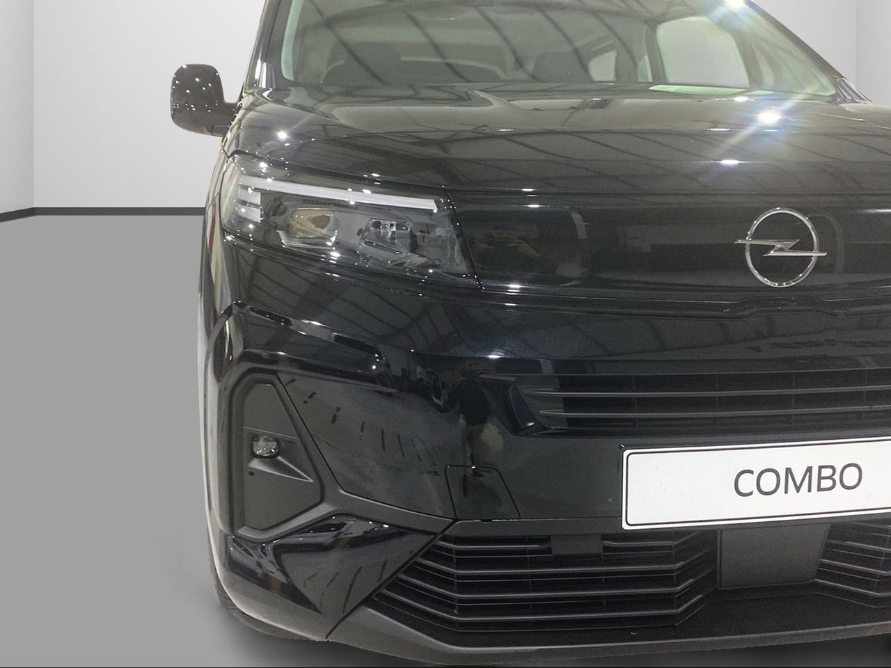 Opel Combo Cargo 100 Cv 1.5 Td S/S MT6 €6.4 - Foto 2