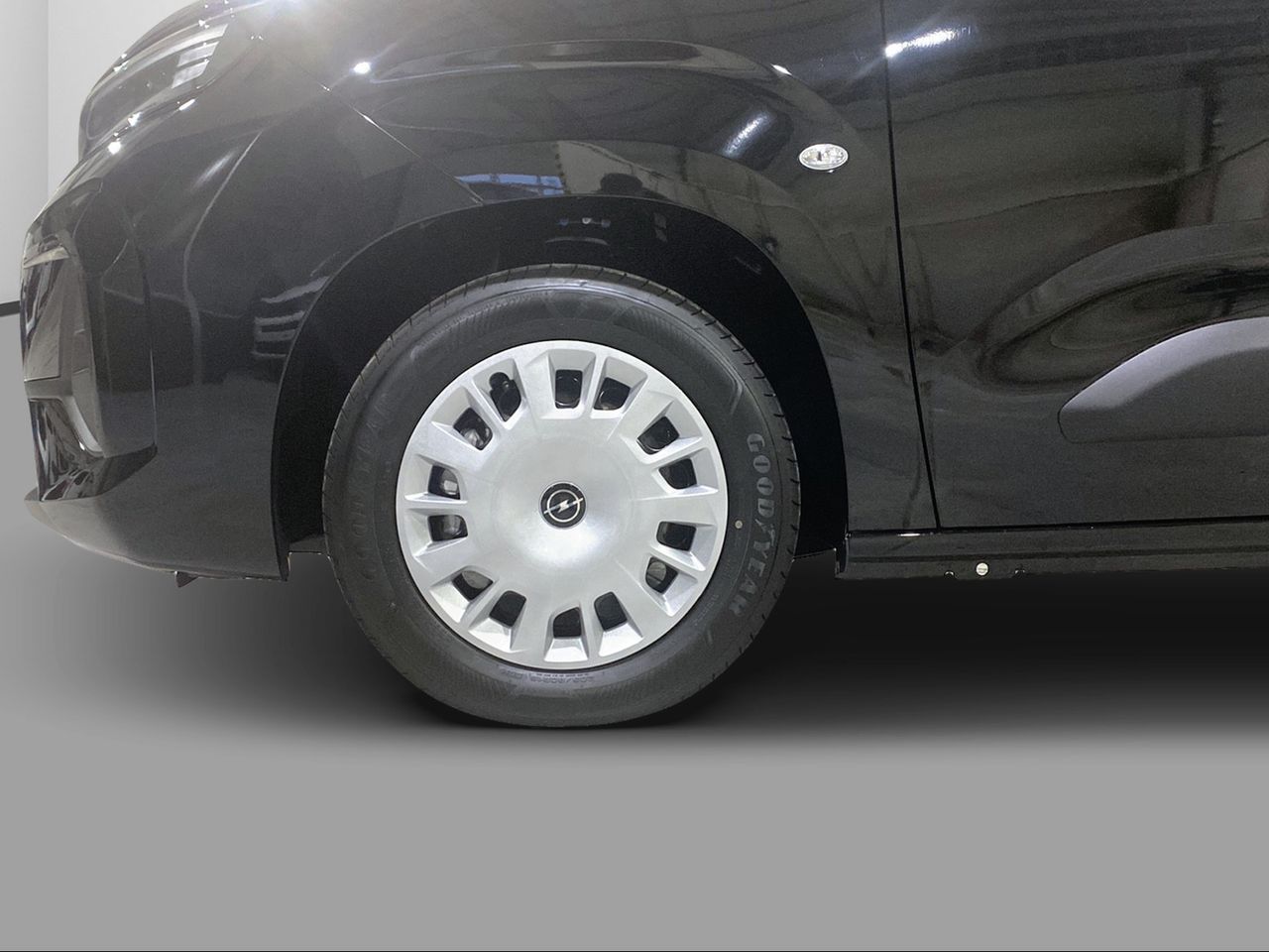 Opel Combo Cargo 100 Cv 1.5 Td S/S MT6 €6.4 - Foto 2