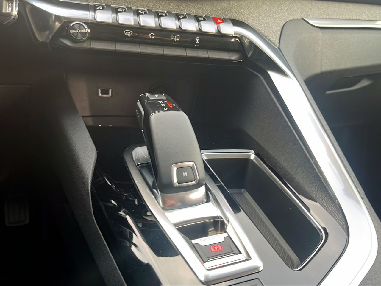 Peugeot 3008 1.6BLUEHDI 88KW (120CV) ALLURE AUTO S&S - Foto 2