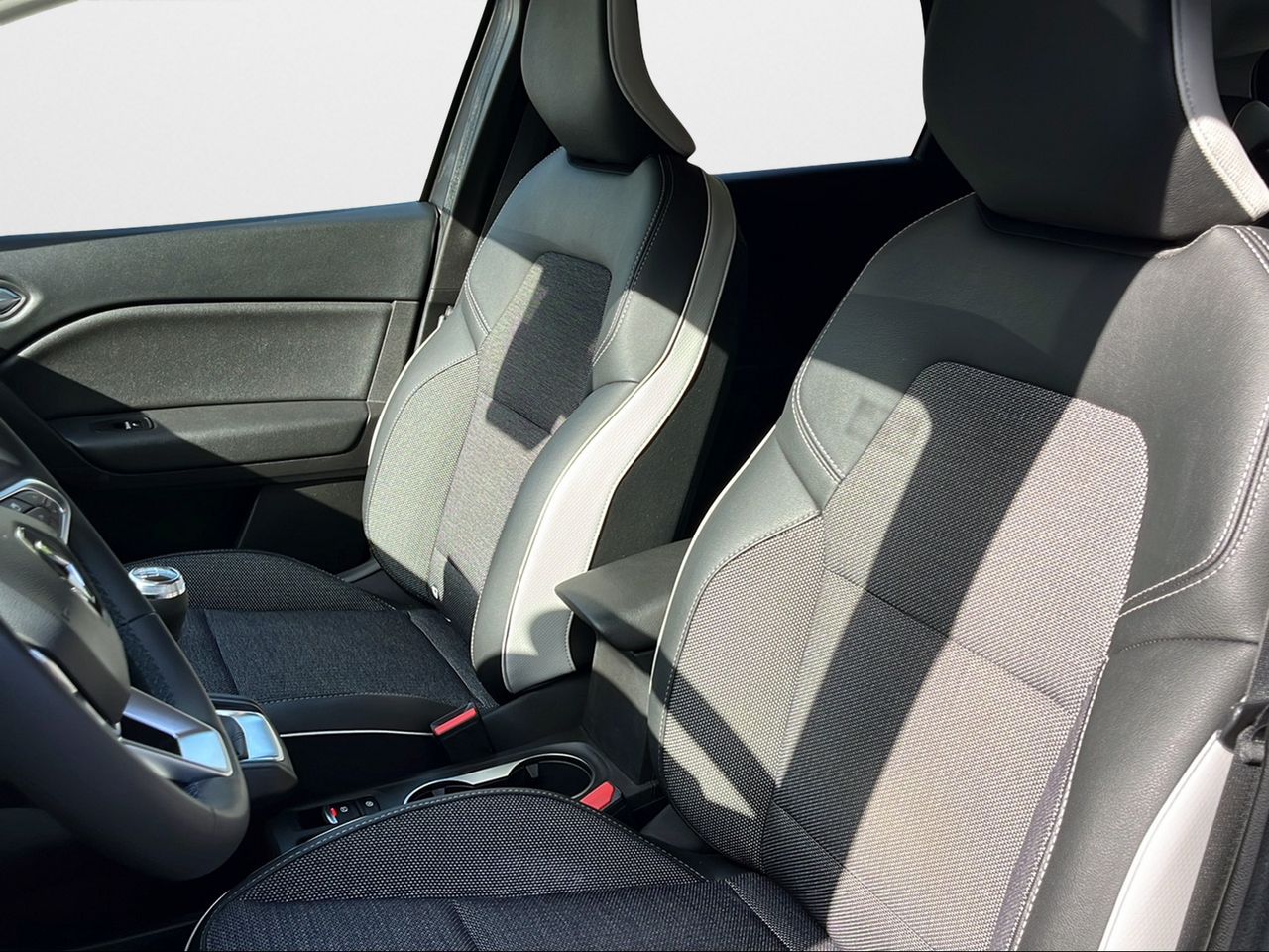 Renault Captur Zen TCe 90 - Foto 2