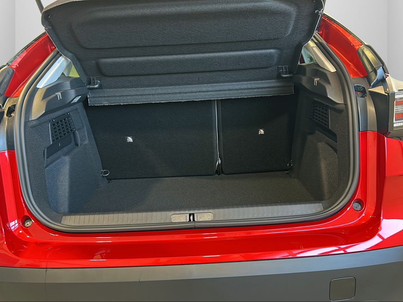 Citroën C4 Hybrid 145 ë-DCS6 Business Edition - Foto 2