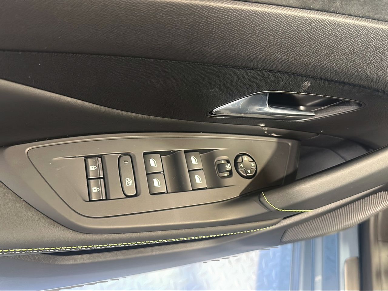 Peugeot 308 SW GT Hybrid 145 e-DCS6 - Foto 2