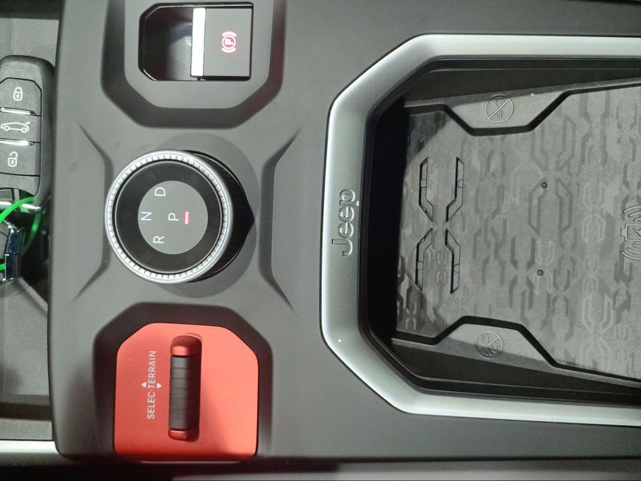 Jeep Compass 1.6 PHEV 225HP First Edition AT - Foto 2