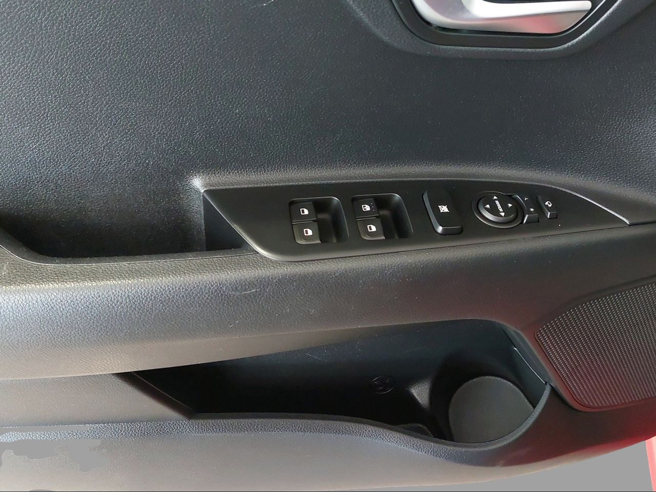 Kia Rio 1.0 T-GDi 74kW (100CV) MHEV iMT Concept - Foto 2