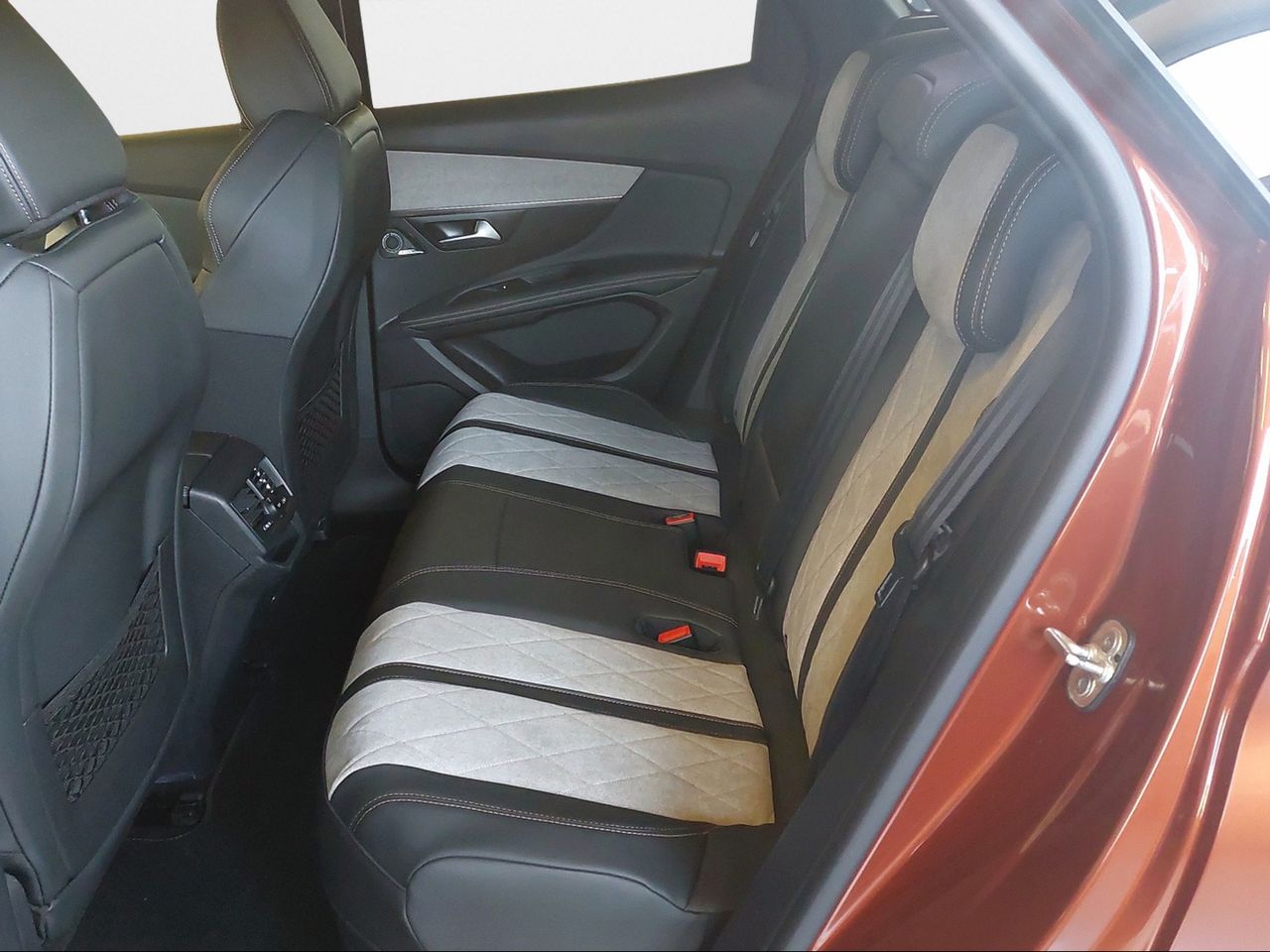 Peugeot 3008 Hybrid 300 e-EAT8 GT - Foto 2