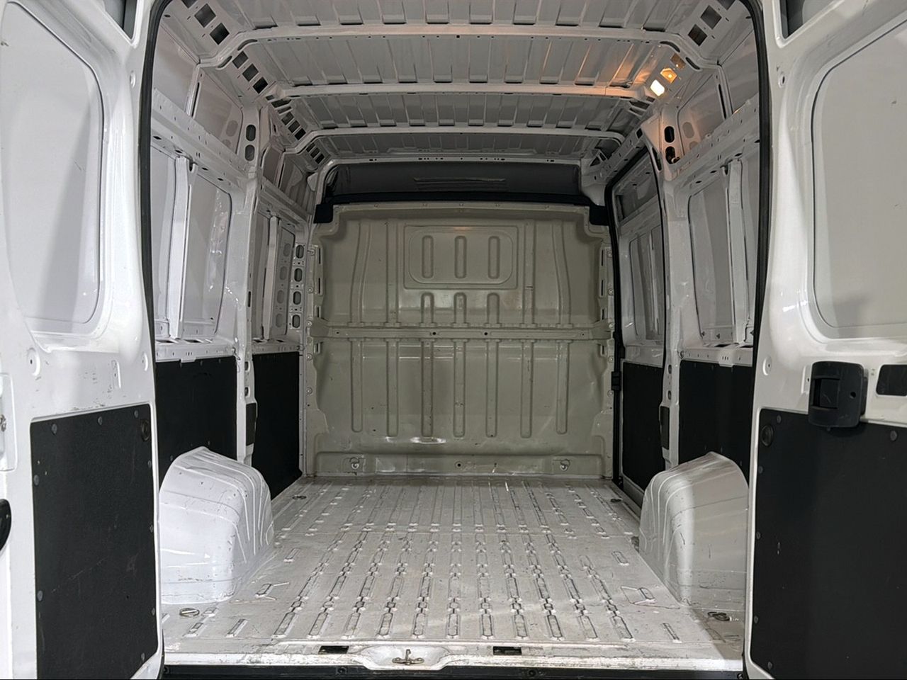 Opel Movano BASE LIGHT L2H2 3.5T 2.2 BHDi 120 - Foto 2