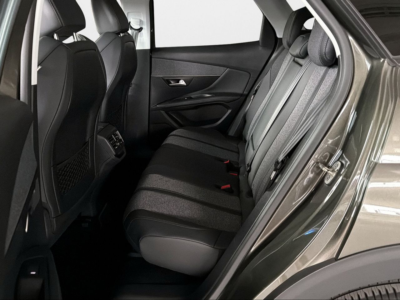 Peugeot 3008 1.2 PURETECH 96KW (130CV) ALLURE S&S - Foto 2