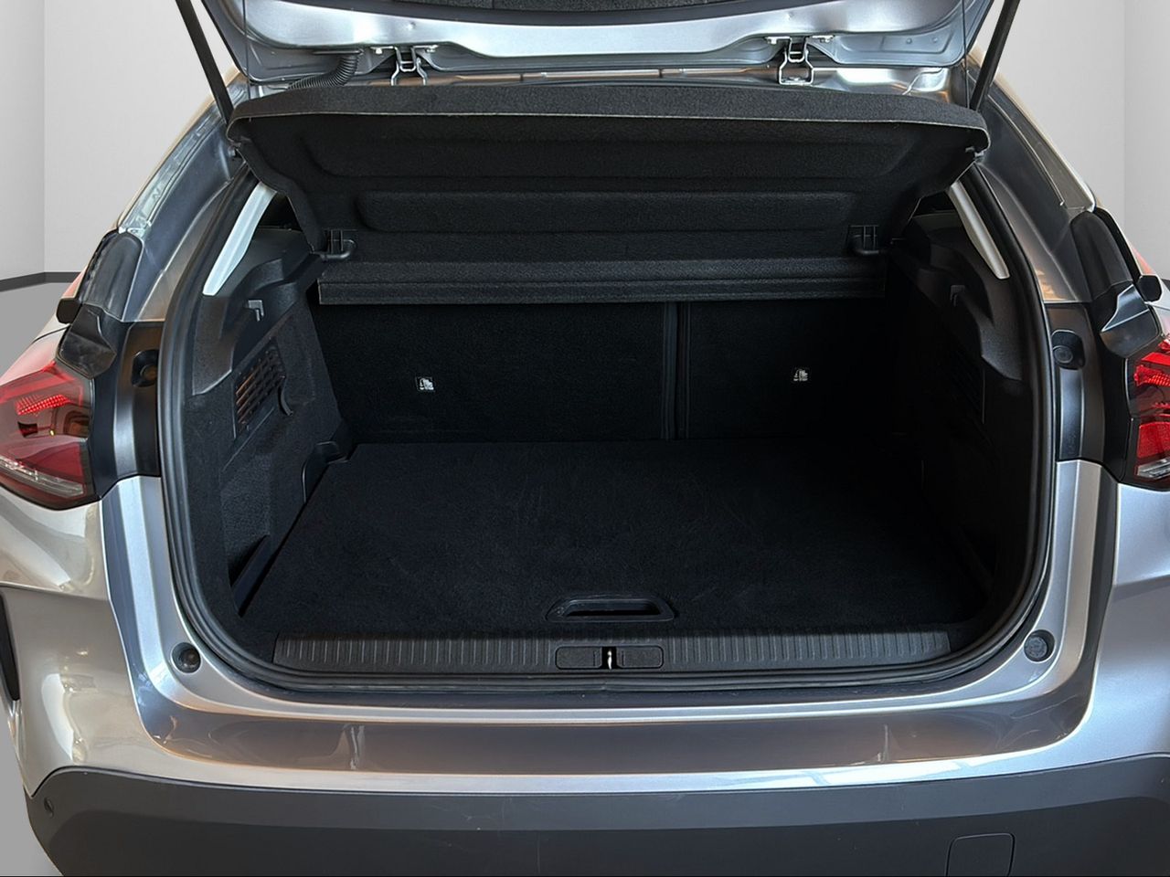 Citroën ë-C4 ë-C4 eléctrico 100kW 50kWh Feel Pack - Foto 2