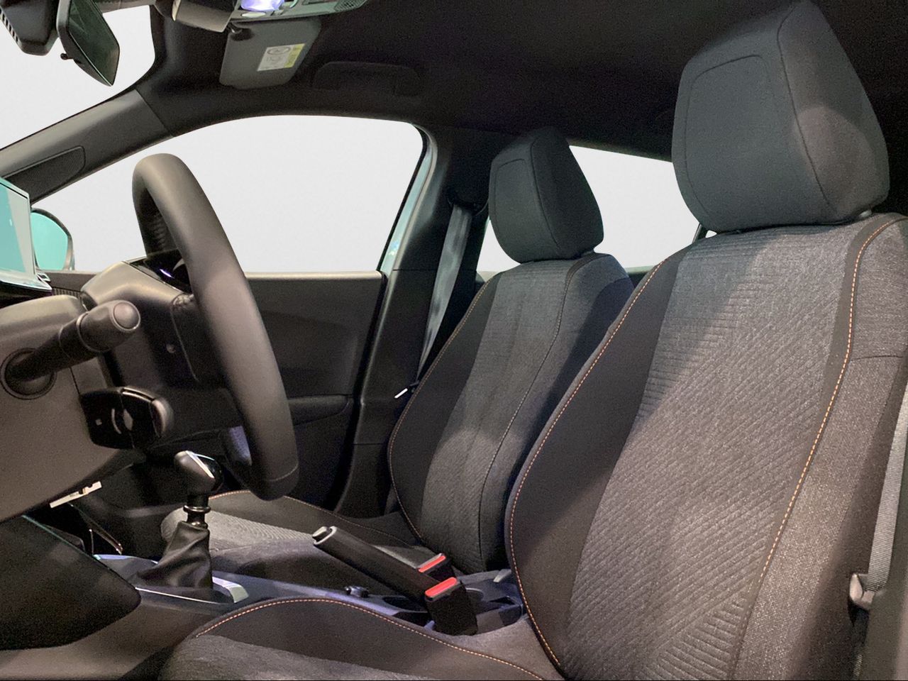Peugeot 2008 Edition Turbo 100 S&S 6 Vel MAN - Foto 2