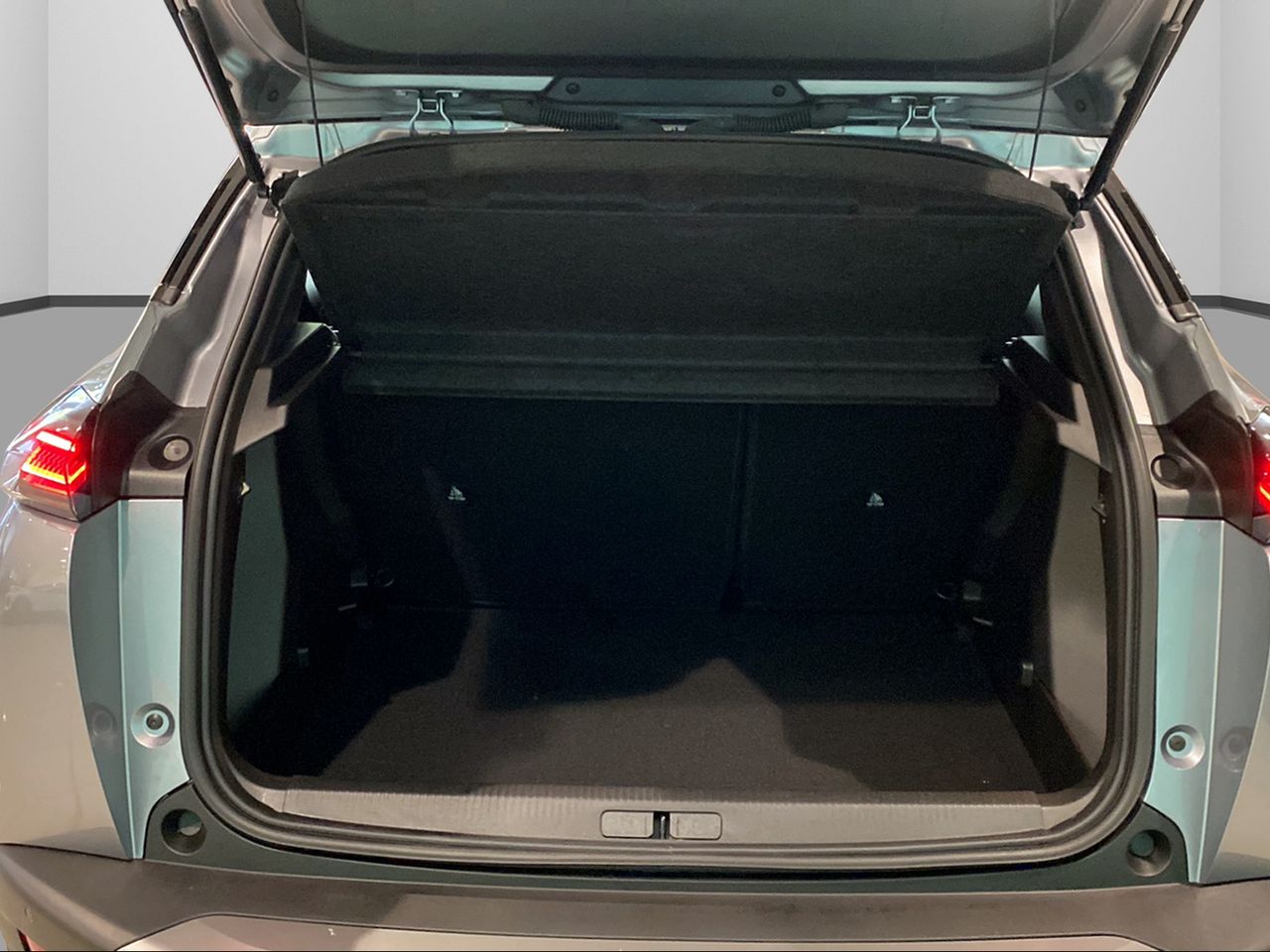 Peugeot 2008 Edition Turbo 100 S&S 6 Vel MAN - Foto 2