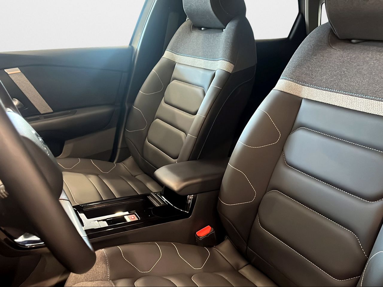 Citroën C4 PureTech 130 S&S 6v Max - Foto 2