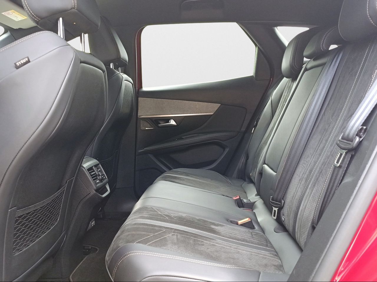 Peugeot 3008 1.5 BlueHDi 96kW S&S GT EAT8 - Foto 2