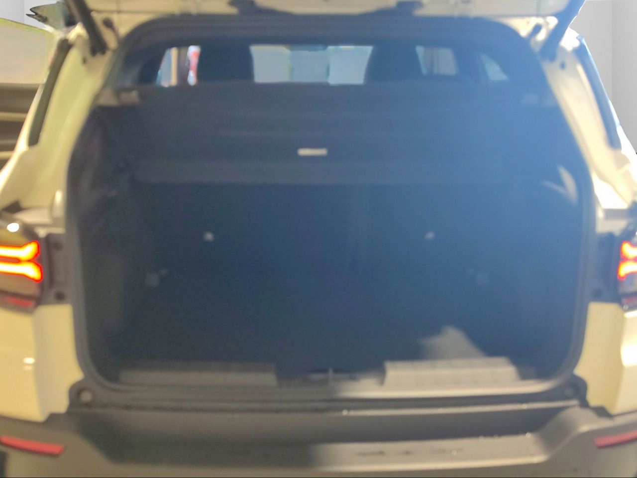 Jeep Avenger 1.2 eHybrid 81kW (110CV) Summit - Foto 2