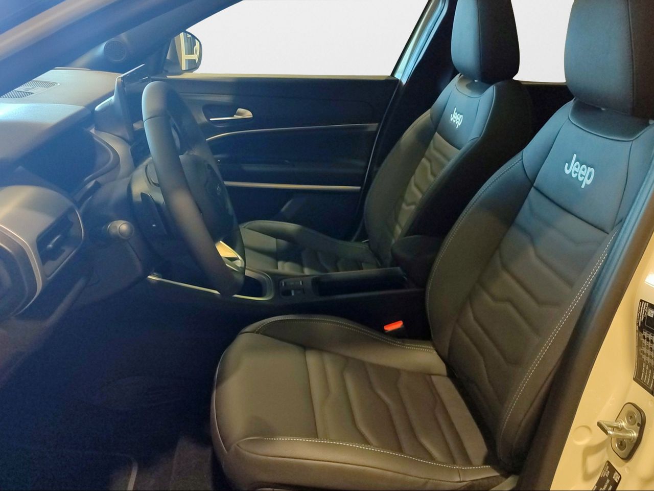 Jeep Avenger 1.2 eHybrid 81kW (110CV) Summit - Foto 2