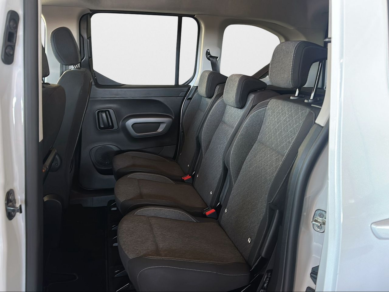 Opel Combo 100 Cv 1.5 Td S/S MT6 €6.4 - Foto 2
