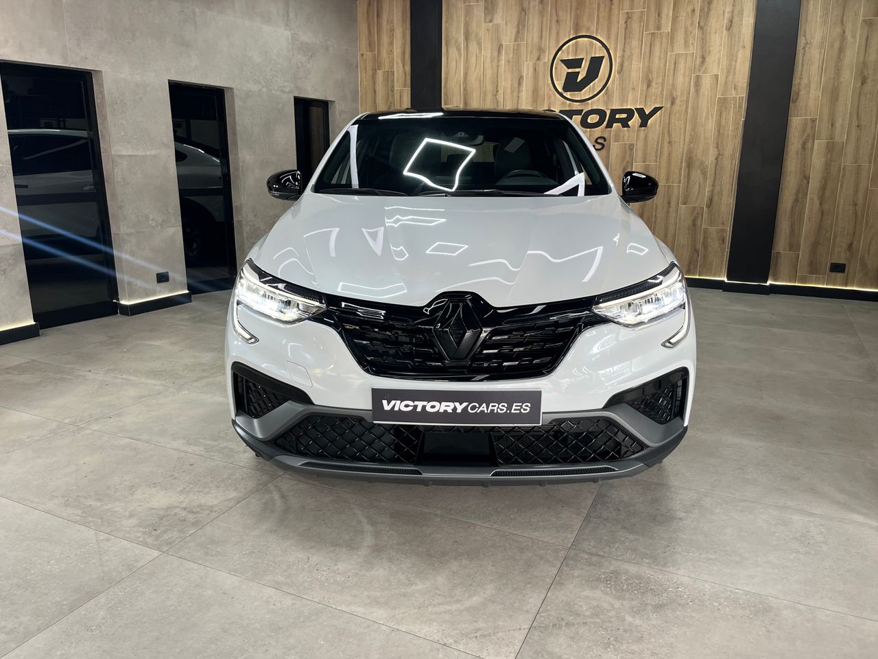 renault arkana 2023 /