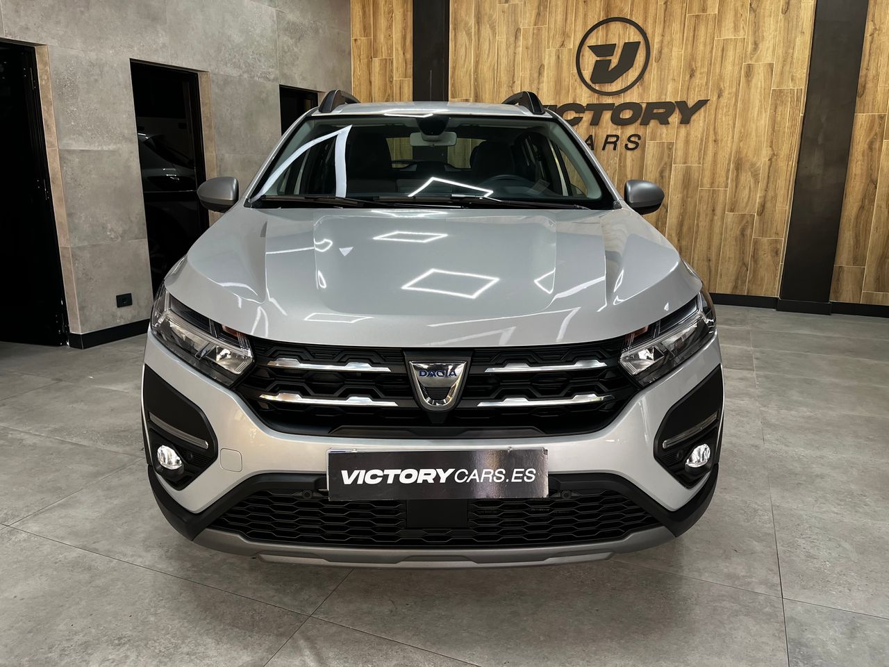 dacia sandero 2023 /