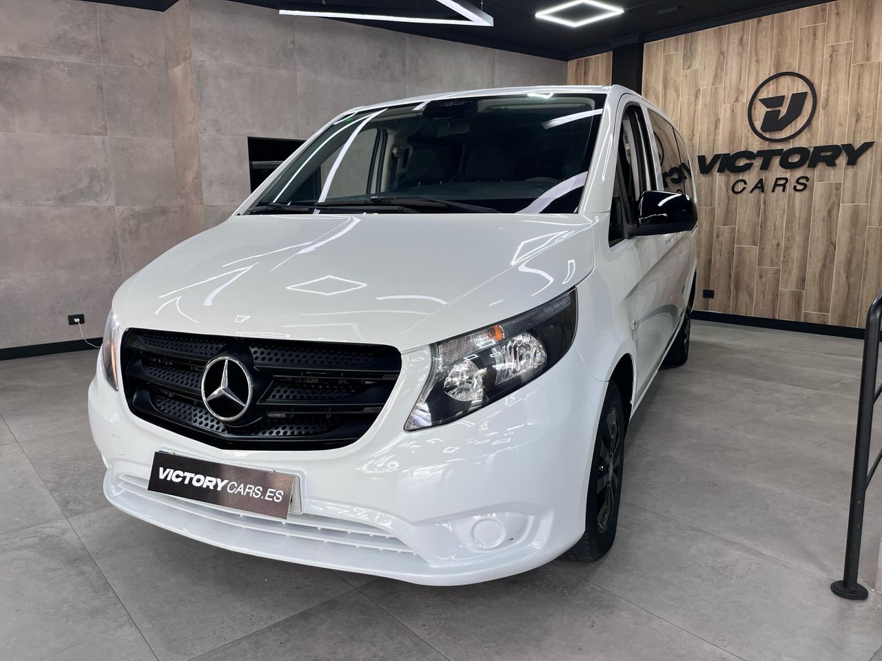 Foto mercedes vito 2017 /