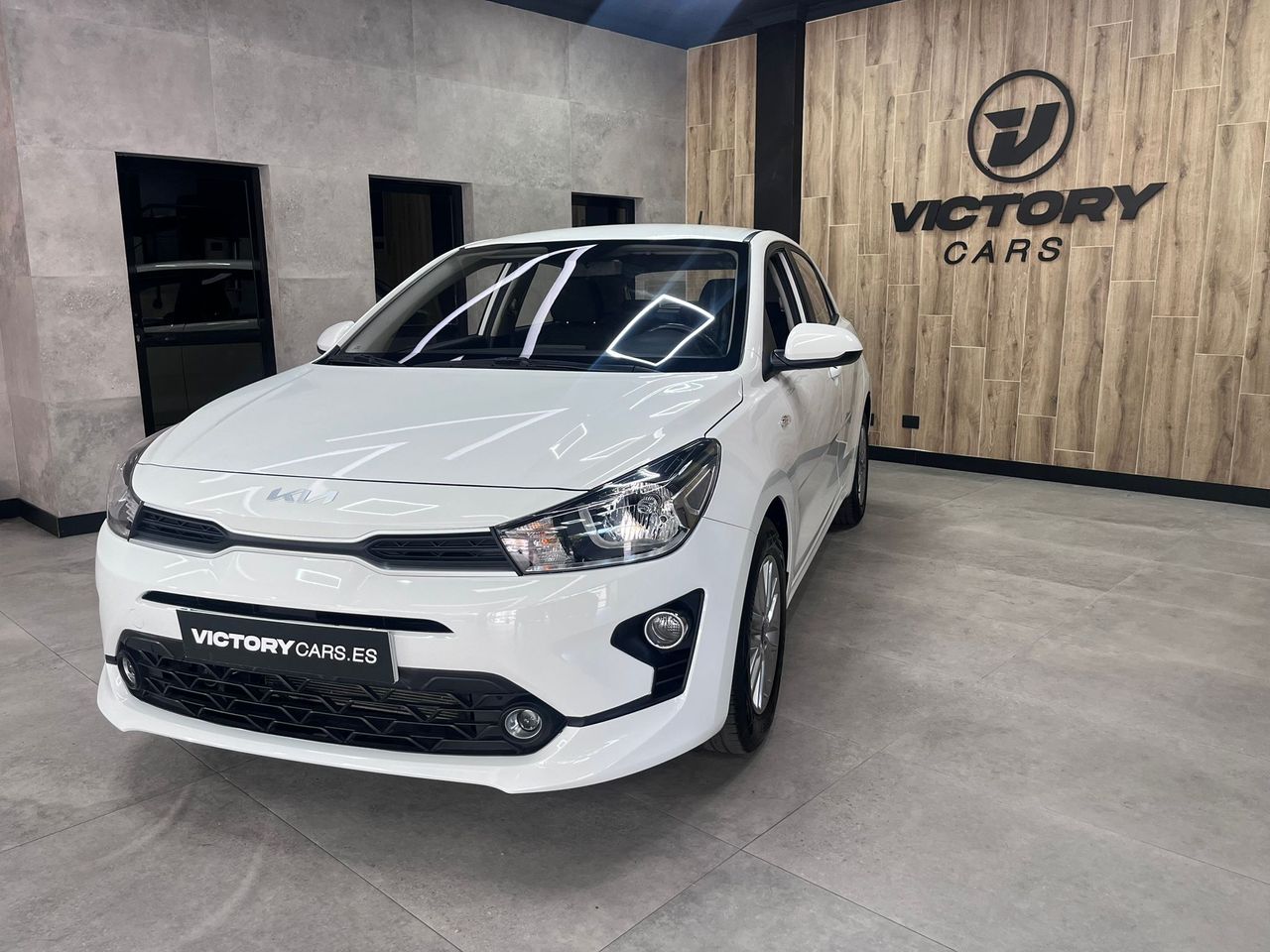 Foto kia rio 2023 /