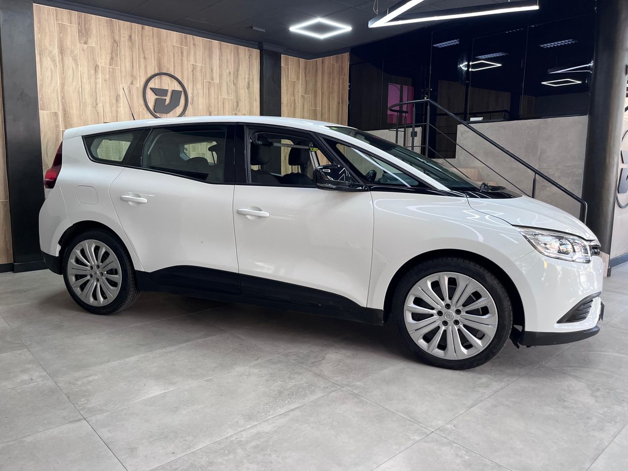 renault grand scénic 2018 / foto grande (3)