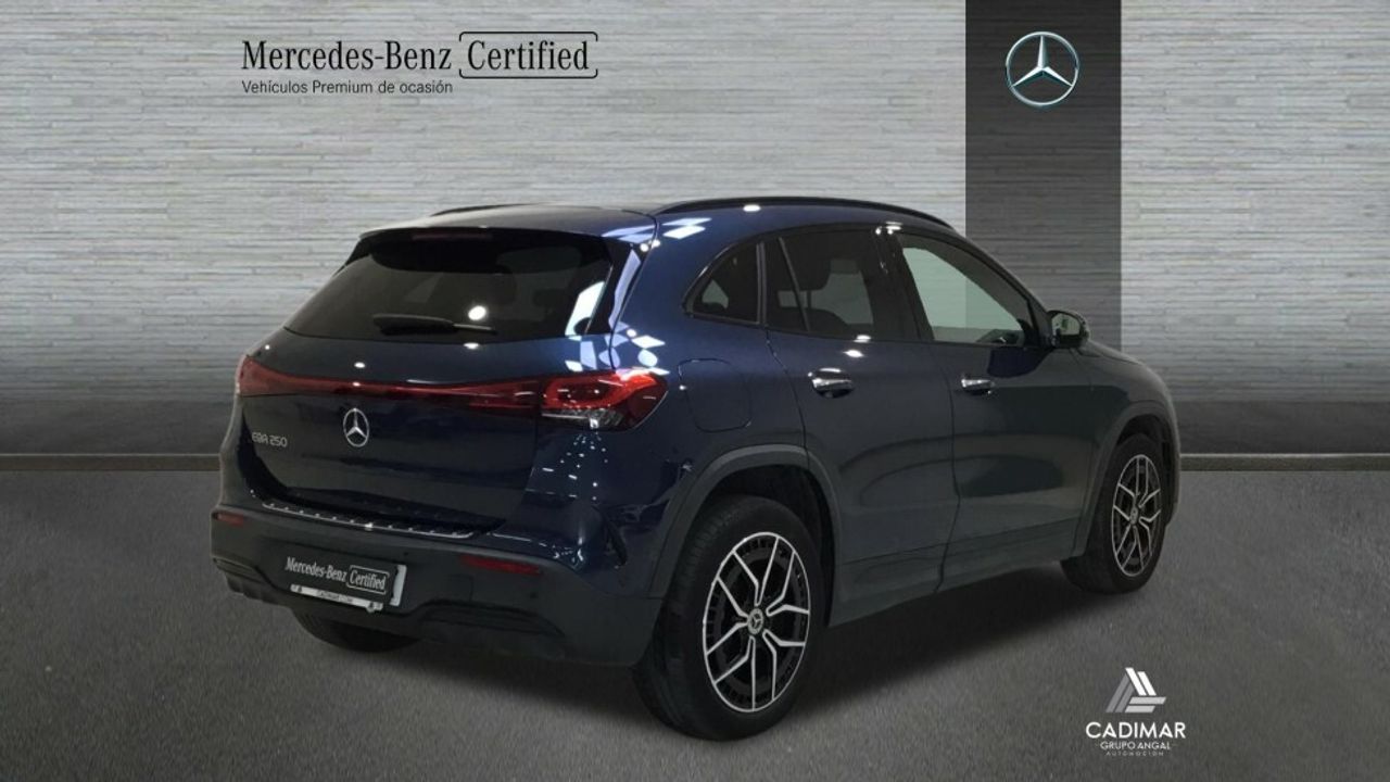 mercedes eqa 2021 / foto grande (2)