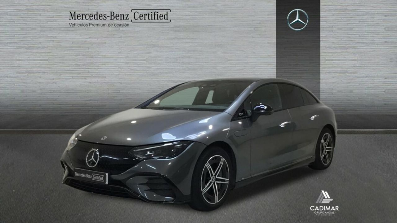 Foto mercedes eqe 2023 /