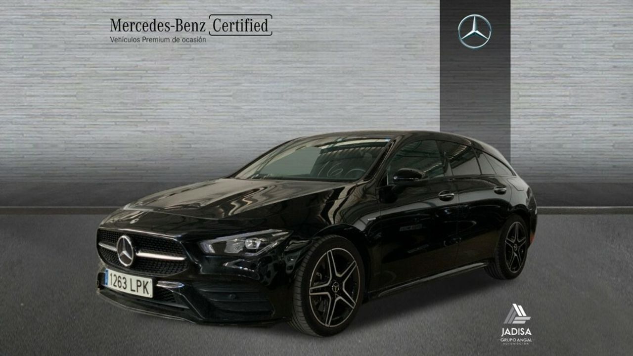 Foto mercedes cla 2021 /