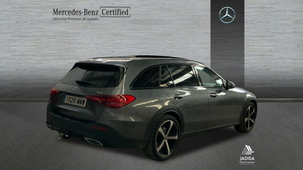 mercedes clase c 2024 / foto grande (2)